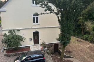 Einfamilienhaus kaufen in 51674 Wiehl, Einfamilienhaus mit Baupotenzial in Wiehl-Bielstein zu verkaufen
