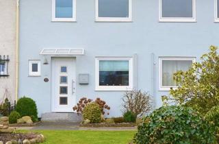 Haus kaufen in Falkenburger Strasse 99b, 23795 Bad Segeberg, Schönes Reihenmittelhaus mit Garten, Balkon, Terrasse und Garage