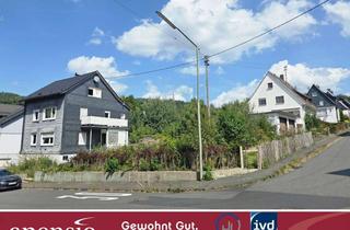 Grundstück zu kaufen in 57080 Siegen, apensio -GEWOHNT GUT-: ATTRAKTIVES BAUGRUNDSTÜCK in Siegen-Niederschelden