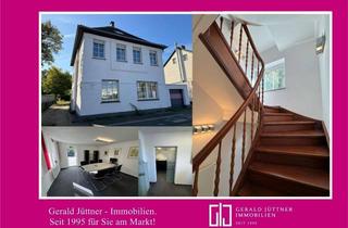 Gewerbeimmobilie kaufen in Hülsdonker Straße 87, 47441 Moers, Moers-Hülsdonk: Freistehendes, modernisiertes Wohn- oder Geschäftshaus mit Hof und Garage