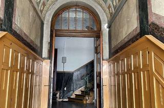 Wohnung kaufen in 90763 Südstadt, ** Gelegenheit, schöne Altbauwohnung in U-Bahn Nähe zum Selbstbezug **