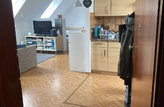 Wohnung kaufen in H 2, 2,4, 68159 Innenstadt / Jungbusch, Kleine gemütlichen Wohnung inmitten von Mannheim mit Aufzug und Stellplatz