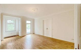 Wohnung kaufen in Seegefelder Straße 57, 13583 Spandau, Traumhafte 3-Zimmer-Altbauwohnung mit Balkon im TOP ZUSTAND! Aufzug vorhanden, bezugsfrei!