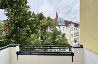 Wohnung kaufen in Kranoldplatz, 12051 Neukölln, Kranoldplatz, sanierter Stuckaltbau, geräumige 3 Zimmer, Balkon, Wohnküche, Aufzug !