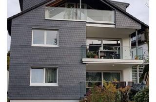 Wohnung kaufen in Schwalbenweg, 42499 Hückeswagen, Renovierte Eigentumswohnung 4-Zimmer mit Garage