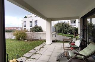 Wohnung kaufen in Lindengärten, 79219 Staufen, Exklusive 4-Zimmer Erdgeschosswohnung mit Garten in Staufen