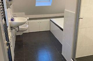 Wohnung mieten in Wendelinusstraße 30, 50354 Hürth, Sonnige und Klimatisierte 2-Zimmer Maisonette-Wohnung mit Garten mittbenutzung in Hürth