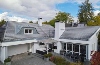 Villa kaufen in Am Waldrand, 81827 Trudering-Riem, Designer-Villa in exponierter Lage am Waldrand mit Garage