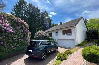 Einfamilienhaus kaufen in 32105 Bad Salzuflen, Ihr Familientraum auf großem Grundstück! Freistehendes Einfamilienhaus mit Garten und Garage