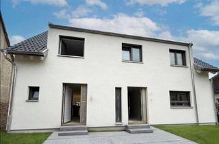 Doppelhaushälfte kaufen in Friedrich-Ebert-Straße, 68782 Brühl, Moderne Doppelhaushälfte im KfW-55-EE Neubau-Standard