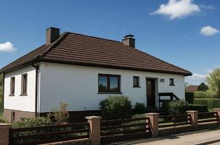 Haus kaufen in 06766 Bobbau, Charmanter Bungalow mit Ausbaupotenzial und wunderschönem Garten in Bobbau