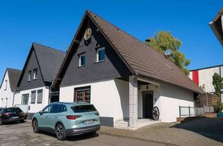 Anlageobjekt in 40822 Mettmann, Aus Alt mach Neu! Freistehendes Einfamilienhaus mit großem Garten in Mettmann