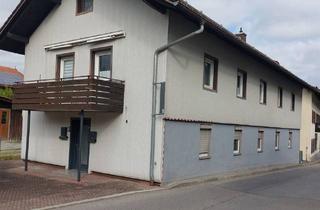 Mehrfamilienhaus kaufen in 83024 Rosenheim, *RO-Fürstätt: Solide vermietetes 3-Familienhaus (mit Ausbau-Potential) zur Kapital-Anlage*