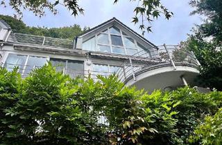 Einfamilienhaus kaufen in Am Waldhang 11, 51503 Rösrath, Rösrath - TOP Ausblick - Landschaftsschutzgebiet - Großzügiges Design Reihenendhaus mit Einliegerwohnung