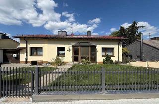 Einfamilienhaus kaufen in 61273 Wehrheim, Wehrheim - Zweifamilienhaus in ruhiger Lage mit Taunusblick