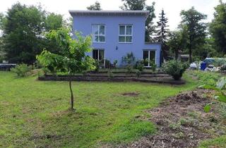 Einfamilienhaus kaufen in 15755 Schwerin, Schwerin - Modernes Wohnhaus mit Einliegerwohnung und separatem Baugrundstück