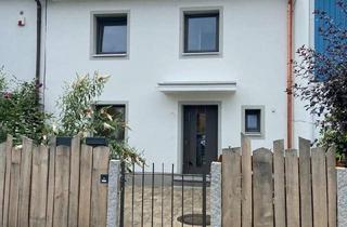 Haus kaufen in 85567 Grafing, Grafing bei München - Reihenmittelhaus von Privat, Erstbezug nach Sanierung