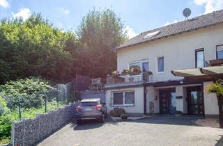 Doppelhaushälfte kaufen in 45527 Hattingen, Hattingen - Gepflegte Doppelhaushälfte mit Gartencharakter - Raum für Familie und Alltag in Blankenstein
