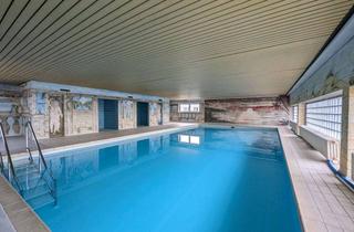 Wohnung kaufen in 46483 Wesel, Eigentumswohnung mit Aufzug und Tiefgaragenstellplatz inklusive Gemeinschaftspool und Sauna in Wesel