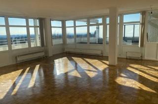 Wohnung kaufen in 51429 Bergisch Gladbach, Geräumige 3-Zimmer -Dachgeschosswohnung mit wunderschönem Ausblick