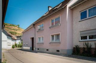 Haus kaufen in Schloßbergstr. 64, 79235 Vogtsburg, Für die Großfamilie im Herzen des Kaiserstuhls!