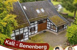 Haus kaufen in 53925 Kall, Seltenes Hofensemble mit Streuobstwiesen, Weinkeller und Komfortgarage