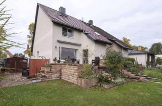 Doppelhaushälfte kaufen in 12307 Lichtenrade (Tempelhof), Gepflegte Doppelhaushälfte mit Sauna und PKW-Stellplatz
