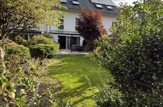 Haus kaufen in 63150 Heusenstamm, Ihr Traumhaus wartet: Modernisiertes Reihenmittelhaus mit Komfort