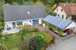 Haus kaufen in 75334 Straubenhardt, KFW 55-Haus: Viel Platz für die ganze Familie! Neuwertiges Haus mit schönem Garten und Carport