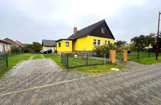 Haus kaufen in 15859 Storkow (Mark), Bezugsfreies modernisiertes EFH mit Garten, Nebengelass und Garage