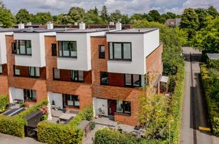Reihenhaus kaufen in 22337 Ohlsdorf, Design trifft Lage: Modernes Endreihenhaus in Hamburgs Premiumlage