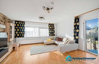 Haus kaufen in 90556 Cadolzburg, Selbstnutzung nach Absprache möglich! Große DHH mit schönem Grundstück