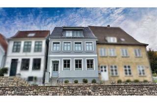 Haus kaufen in 24837 Schleswig, Exklusives, energieeffizient modernisiertes Stadthaus in Schleswig