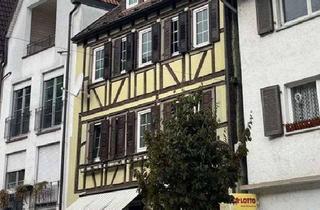 Haus kaufen in 97941 Tauberbischofsheim, historisches Wohn- und Geschäftshaus in der Tauberbischofsheimer Fußgängerzone mit Parkplatz