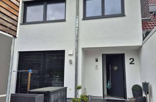 Reihenhaus kaufen in 71732 Tamm, Modernes Reihenhaus aus 2021 mit Whirlpool, PV-Anlage & exklusivem Interieur!