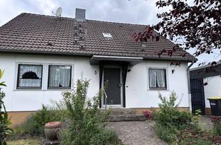 Einfamilienhaus kaufen in Wiedenhof, 51491 Overath, Einfamilienhaus mit Garage in Overath