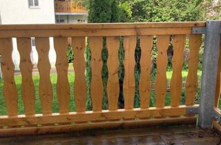 Wohnung mieten in Stadtbadstraße 32, 04741 Roßwein, Kleine 2-Zimmerwohnung mit Laminat, Balkon und offener Küche in ruhiger Lage!