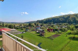 Wohnung mieten in Straße Des Aufbaus 18, 37345 Großbodungen, Platz zum Träumen: Helle 3-Raum-Wohnung mit Balkon in Großbodungen!