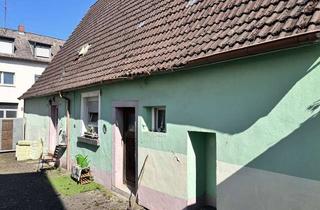 Grundstück zu kaufen in 68239 Seckenheim, Abrissgrundstück für 2 Wohnhäuser