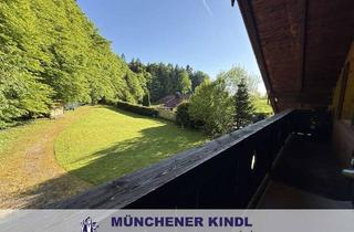 Grundstück zu kaufen in Staudach 24, 83666 Waakirchen, ***Baugrundstück mit Altbestand in ruhiger Lage – 1.366 m² Grundstücksidylle in Nähe Tegernsee***