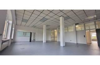 Büro zu mieten in Fabrikzeile 21, 95028 Innenstadt, gepflegte Büroflächen in Hof zur Anmietung – 2. OG – Aufzug vorhanden - 4 Büroräume, inkl. Etagenküc