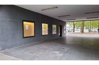 Immobilie mieten in Hindenburgplatz 16, 31134 Hildesheim, Schaukasten in zentraler Lage zu vermieten