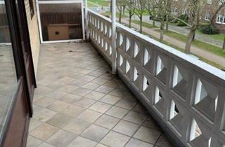 Wohnung kaufen in 26382 Wilhelmshaven, Tolle Wohnung mit großen Balkon in guter Lage zu verkaufen.