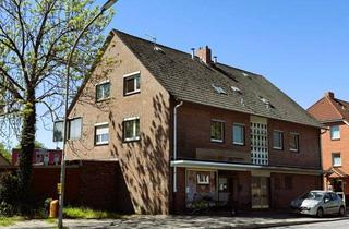 Mehrfamilienhaus kaufen in 26382 Wilhelmshaven, 8-Parteien Mehrfamilienhaus mit Gewerbeeinheit und 4 Garagen in Wilhelmshaven zu verkaufen.