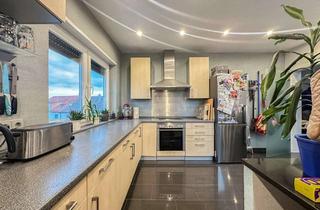 Wohnung kaufen in 76707 Hambrücken, Helles Wohnglück unterm Dach