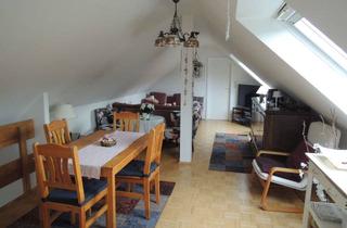 Wohnung kaufen in 36129 Gersfeld, Gemütliche, lichtdurchflutete Dachgeschosswohnung