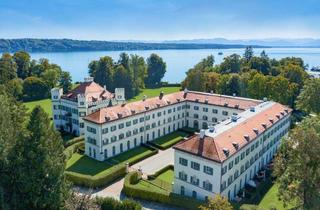 Wohnung kaufen in 82343 Pöcking, Traumhafte Wohnung im Schloss Possenhofen. Mit eigenem Seegrundstück.