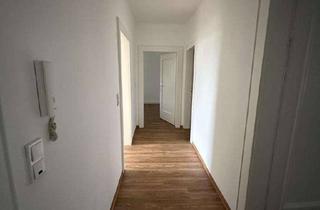 Wohnung mieten in 66424 Homburg, Schöne 4 ZKB-Wohnung im energetisch sanierten Haus in Homburg, Goethestraße 8