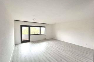 Wohnung mieten in 68623 Lampertheim, Erstbezug nach Renovierung Geräumige 4-Zimmer Wohnung mit 2 Balkons direkt am Lampertheimer Park !