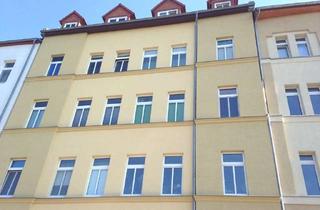 Wohnung mieten in Herrenstraße 14, 06108 Halle, Innenstadtnahe WG-geeignete 2-Raumwohnung im Dachgeschoss